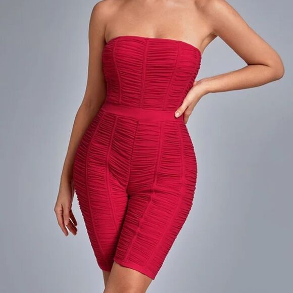Bella Barnett Koka Ruched Romper Pink M Nwt - Picture 1 of 10